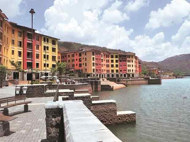 Flexible Travel Plans for Urbania on Rent Mumbai To Lavasa